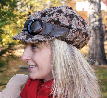 Women's cap D959-960 Brown